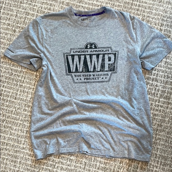 Under Armour Gray WWP T-Shirt - Picture 1 of 5